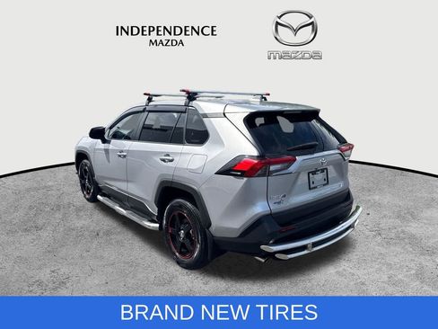 Used 2024 Toyota RAV4 LE FWD image 5