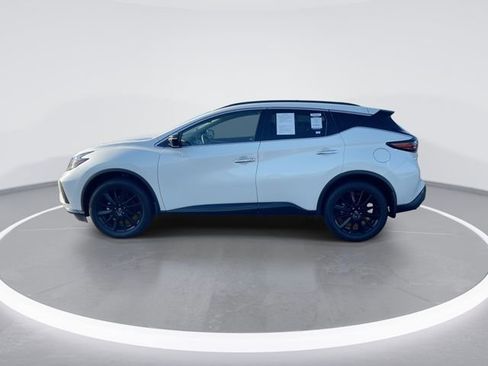 Certified 2023 Nissan Murano SV w/ SV Midnight Edition Package FWD image 5