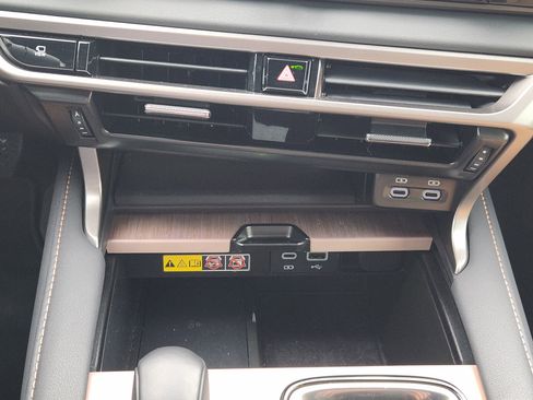 Certified 2025 Lexus RX 350 Premium image 23