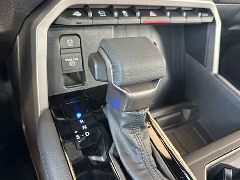 New 2026 Toyota Tundra Limited AWD/4WD image 25