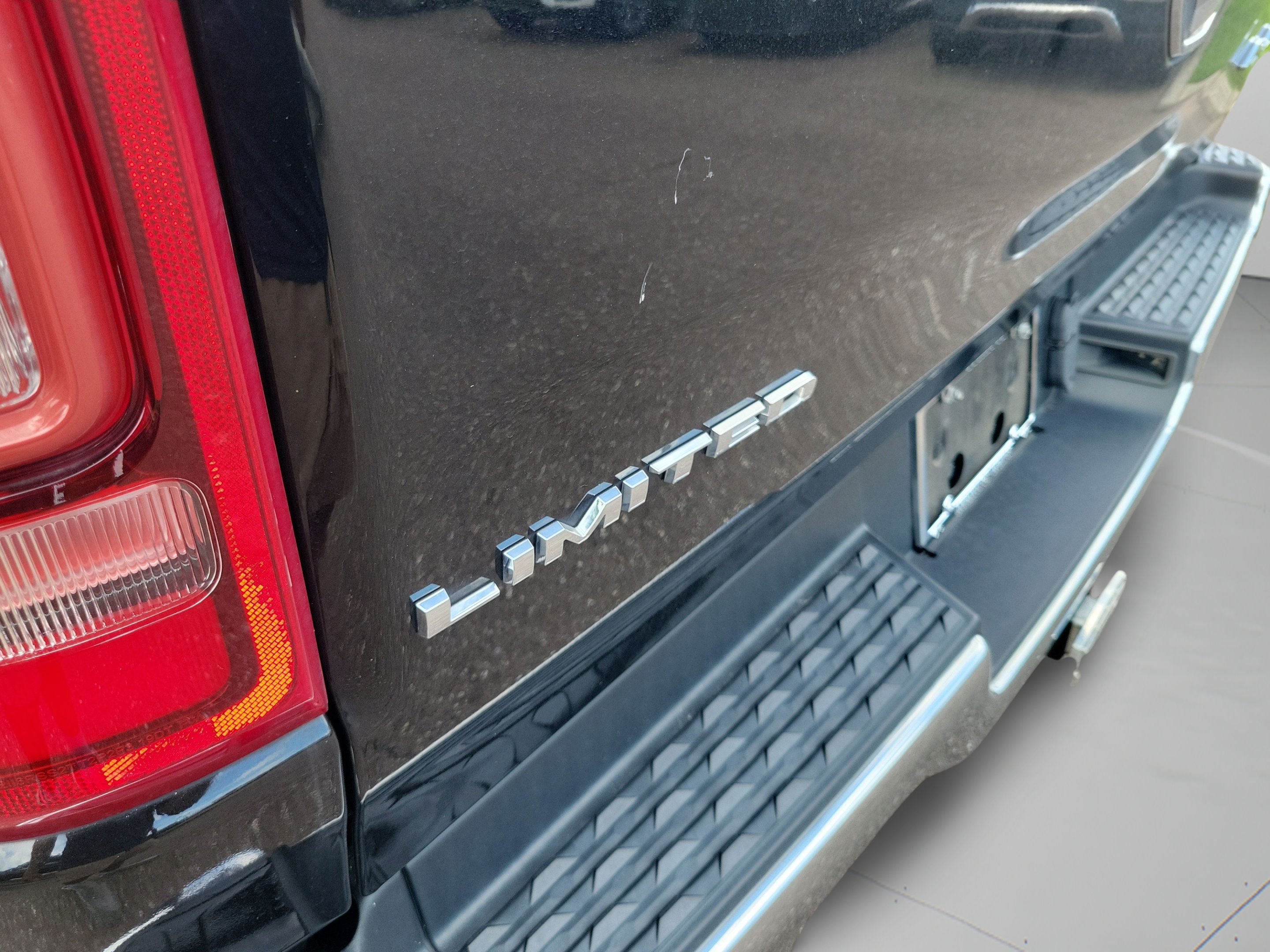 Used 2022 RAM 1500 Limited AWD/4WD image 30