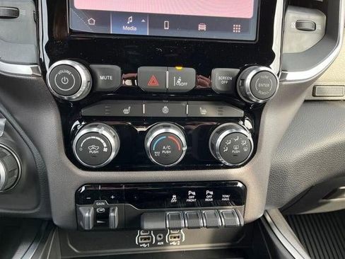 New 2026 RAM 1500 Big Horn w/ Night Edition image 39