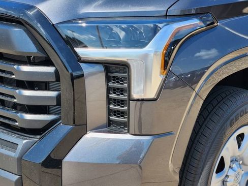 New 2025 Toyota Tundra Limited w/ Power Package AWD/4WD image 7