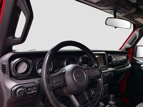 Used 2020 Jeep Wrangler Unlimited Sport image 11