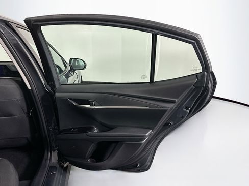 Used 2025 Toyota Camry LE image 30