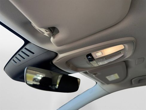 Used 2024 Volvo XC60 B5 Core w/ Protection Package Premier image 27