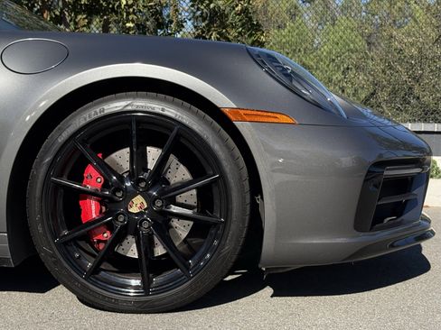 Certified 2022 Porsche 911 Targa 4S image 12