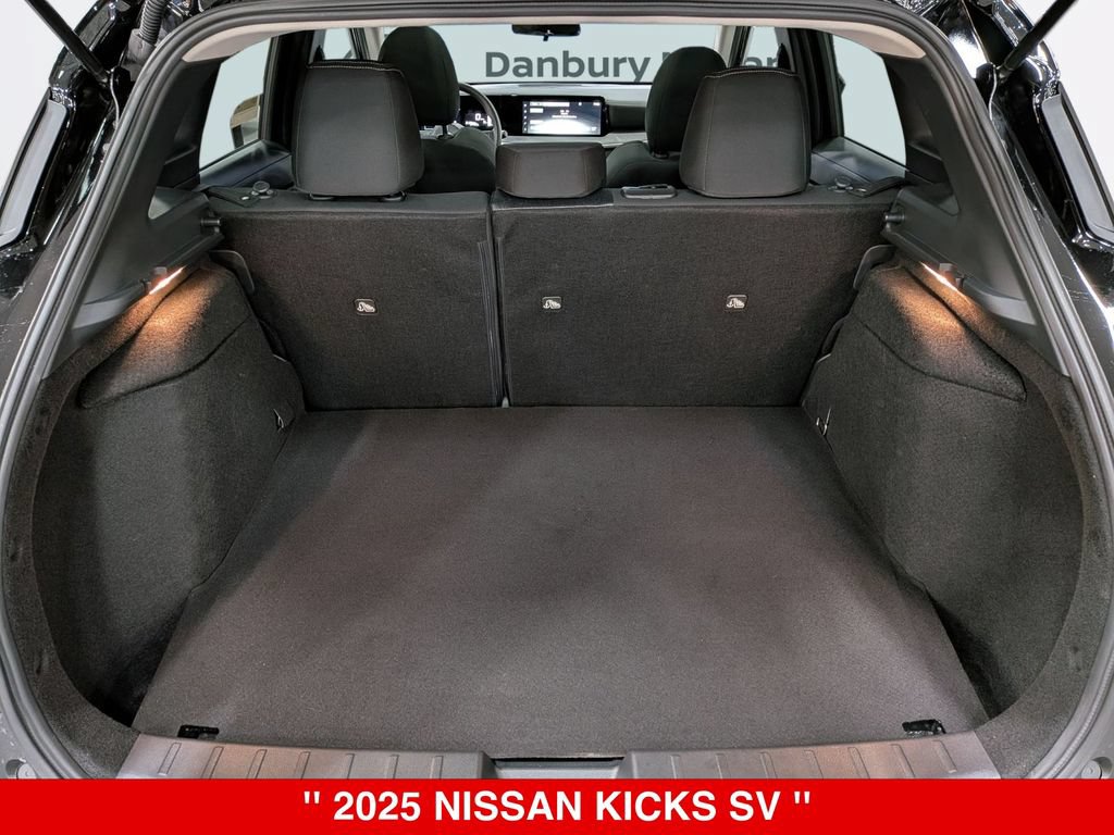 Certified 2025 Nissan Kicks SV w/ SV Premium Package AWD/4WD image 31