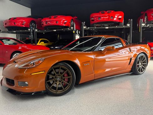 Used 2008 Chevrolet Corvette Z06 w/ Preferred Equipment Group RWD image 2