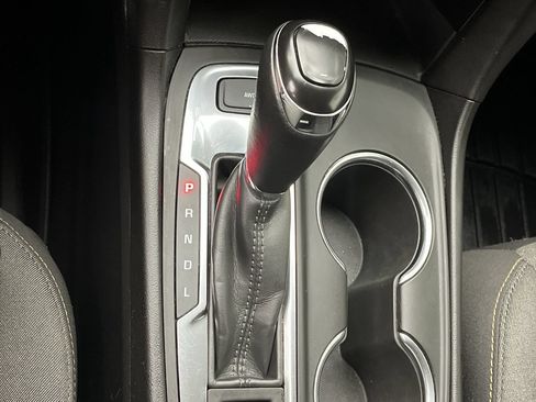 Used 2018 Chevrolet Equinox LT AWD/4WD image 23