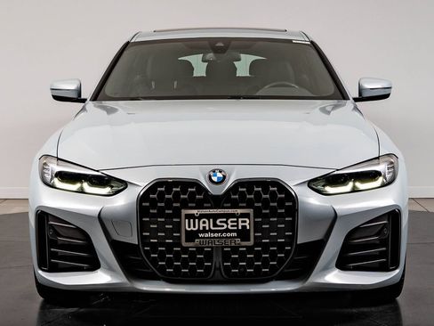 Used 2022 BMW 430i Gran Coupe w/ M Sport Package RWD image 2