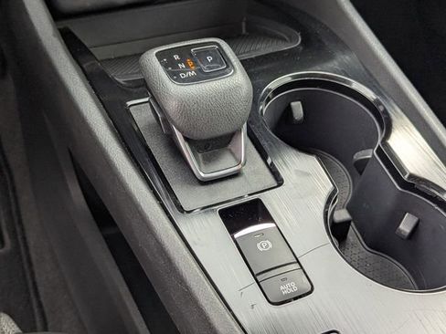 Used 2023 Nissan Rogue SV image 25