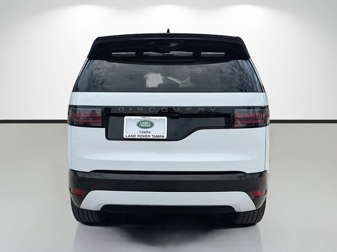 Certified 2025 Land Rover Discovery Dynamic SE AWD/4WD image 4