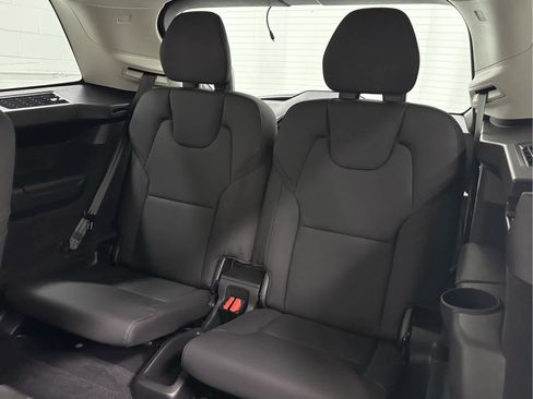 Used 2025 Volvo XC90 B6 Plus w/ Protection Package Premier image 17