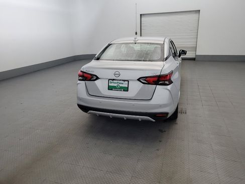 Used 2023 Nissan Versa SV FWD image 7