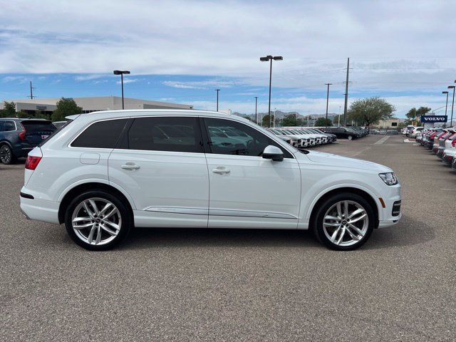 Used 2018 Audi Q7 3.0T Prestige w/ Prestige Package AWD/4WD image 2
