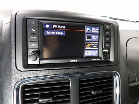 Used 2019 Dodge Grand Caravan SE w/ UConnect Hands-Free Group FWD image 15