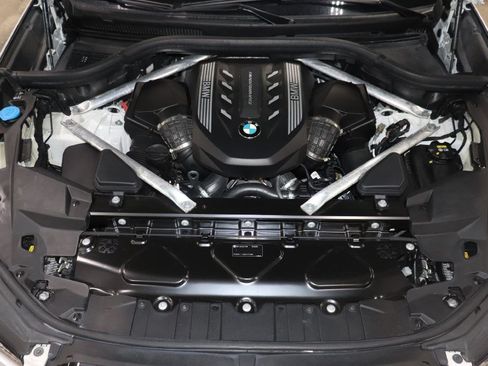 Used 2022 BMW X5 M50i w/ Executive Package AWD/4WD image 27