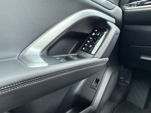 Used 2025 Audi Q5 Premium Plus w/ Premium Plus image 24