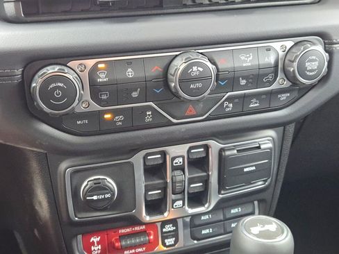 New 2026 Jeep Wrangler Unlimited Rubicon 392 image 25