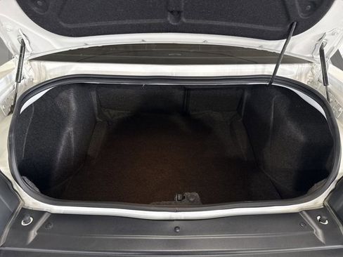 Used 2019 Dodge Challenger R/T Scat Pack w/ Shaker Package image 19