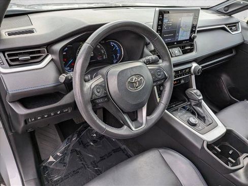 Used 2022 Toyota RAV4 XSE image 10