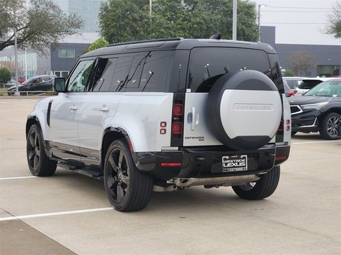 Used 2022 Land Rover Defender 110 X-Dynamic HSE image 5