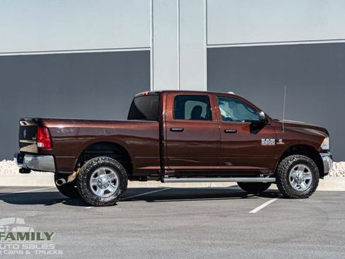 Used 2015 RAM 2500 Tradesman w/ Chrome Appearance Group image 10