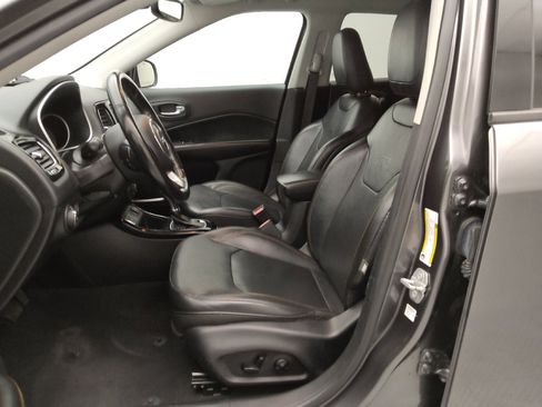 Used 2020 Jeep Compass Limited FWD image 17