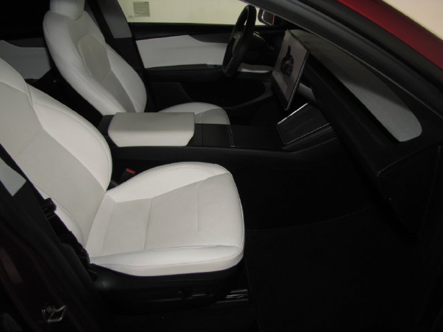 Used 2026 Tesla Model Y Long Range AWD/4WD image 38