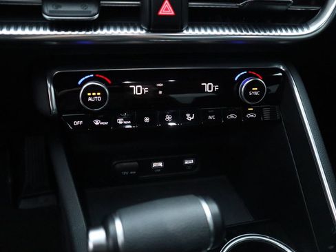 Used 2024 Kia K5 GT image 39