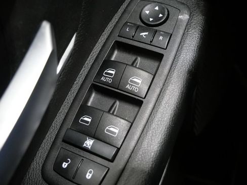 Used 2023 RAM 1500 Big Horn AWD/4WD image 12