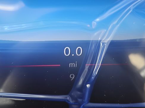 New 2025 Mercedes-Benz GLC 300 image 32