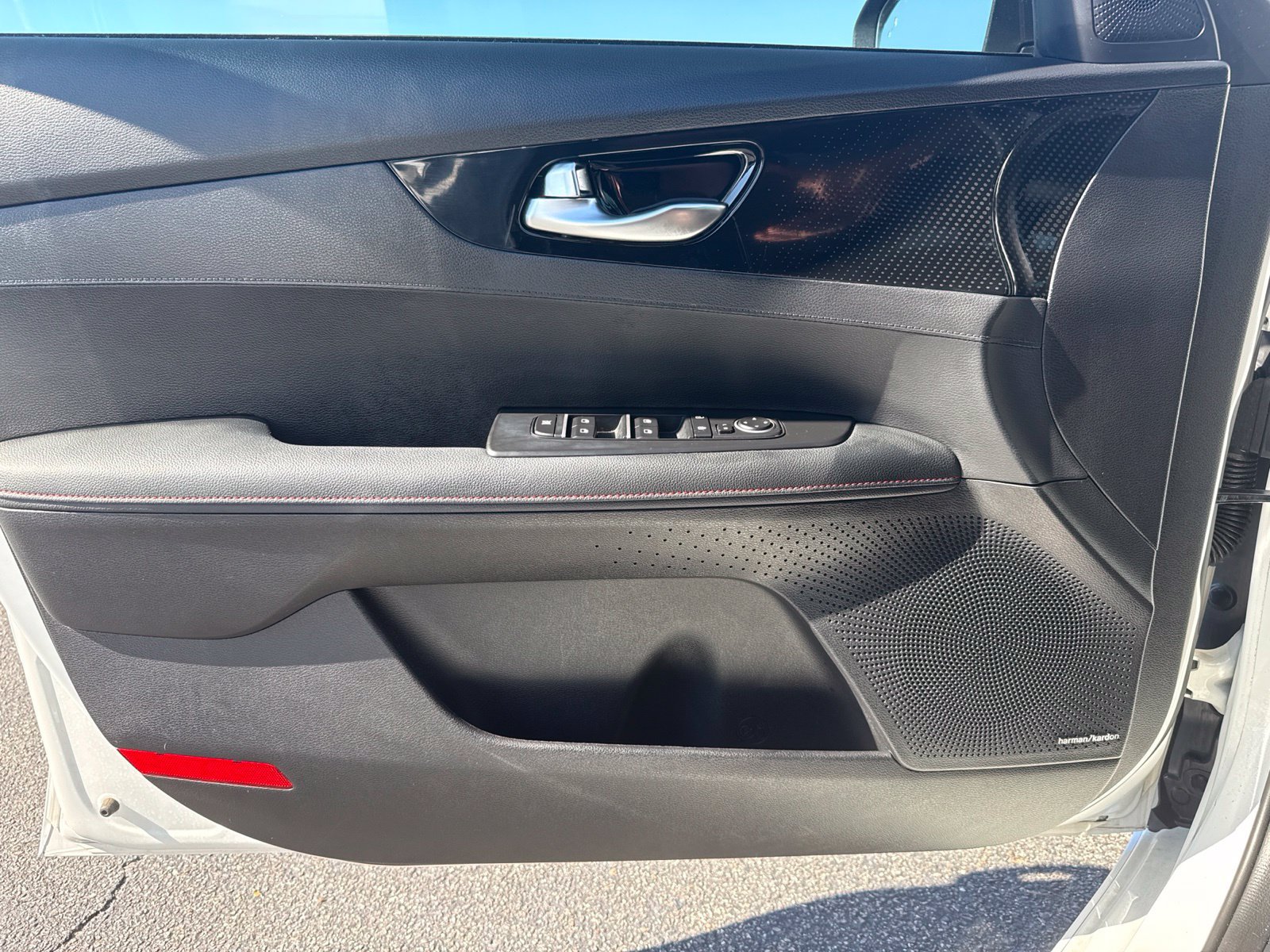 Used 2023 Kia Forte GT w/ GT2 Package FWD image 19