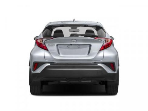 Used 2019 Toyota C-HR XLE image 5
