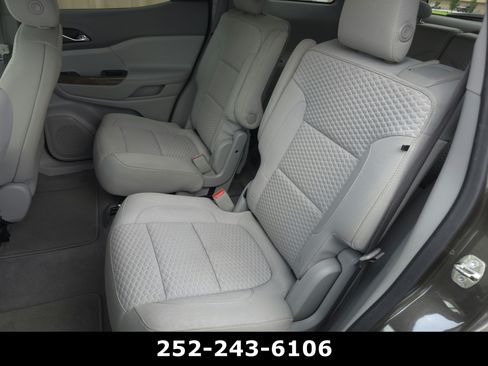 Used 2019 GMC Acadia SLE FWD image 27