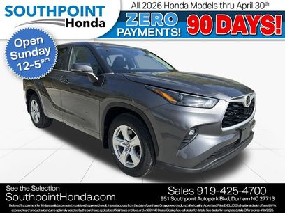 Used 2023 Toyota Highlander LE