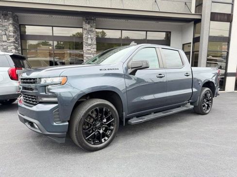 Used 2022 Chevrolet Silverado 1500 RST w/ LPO, Blackout Package AWD/4WD image 14