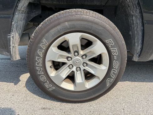 Used 2024 RAM 1500 Laramie AWD/4WD image 20