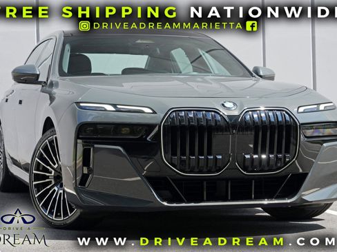 Used 2026 BMW 740i w/ Premium Package RWD image 2