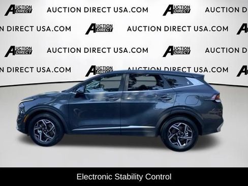Used 2024 Kia Sportage LX FWD image 3