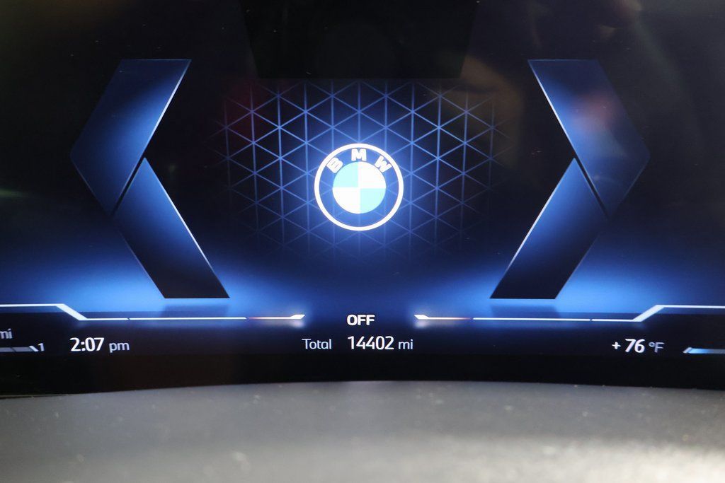 Used 2024 BMW X5 xDrive40i w/ M Sport Package AWD/4WD image 17