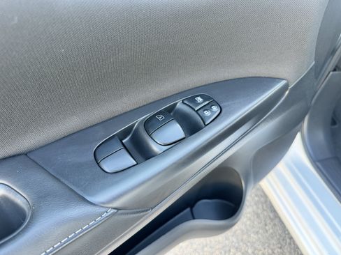 Used 2019 Nissan Sentra S w/ Appearance Package FWD image 12