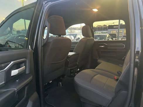 Used 2022 RAM 2500 Big Horn w/ Level C Equiment Group image 23