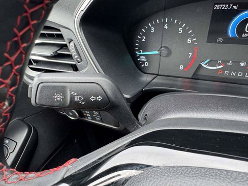 Certified 2022 Ford Escape SEL w/ SEL Stealth AWD Package image 39