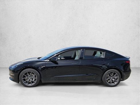Used 2023 Tesla Model 3 Standard Range RWD image 8