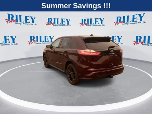 Used 2024 Ford Edge ST-Line w/ Class II Trailer Tow Package AWD/4WD image 9