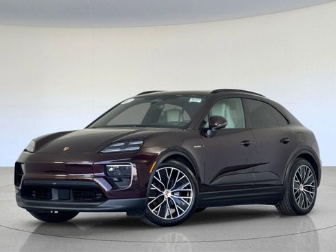 Certified 2025 Porsche Macan Electric RWD image 1