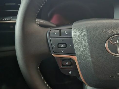 Certified 2026 Toyota Crown AWD/4WD image 19