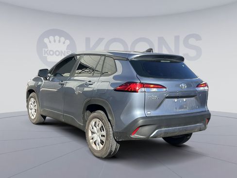 Used 2025 Toyota Corolla Cross L image 4